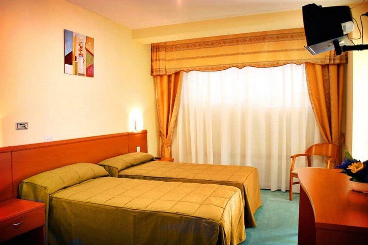Hotel Las Vinas Arteixo Dış mekan fotoğraf