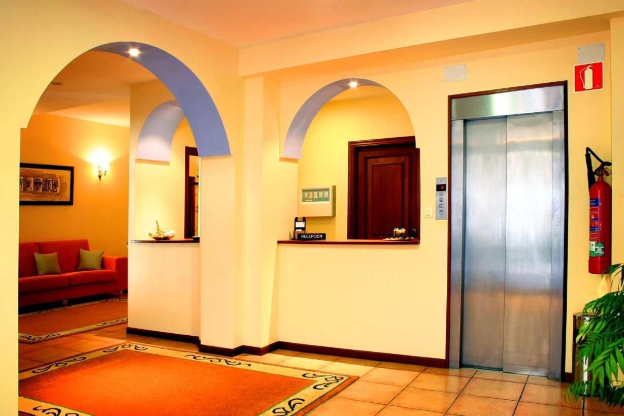 Hotel Las Vinas Arteixo Dış mekan fotoğraf